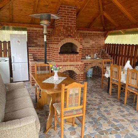 Casa Alexia Hotel Haţeg Екстериор снимка