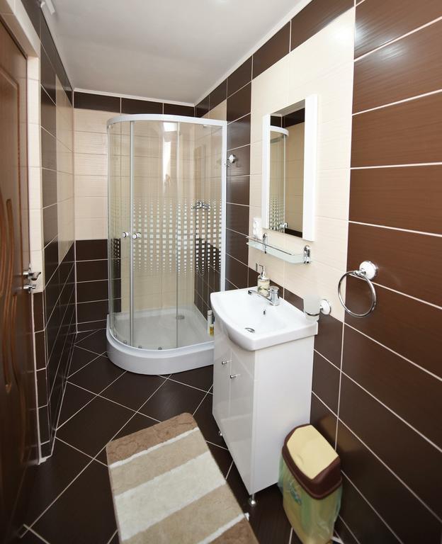 Casa Alexia Hotel Haţeg Екстериор снимка
